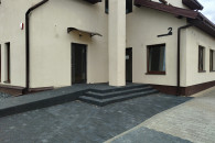 Do wynajęcia lokal na parterze z parkingiem