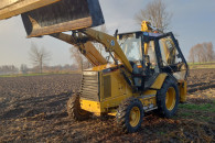 Usługi koparko-ładowarką i wywrotka.