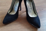 Szpilki czarne rozm 37