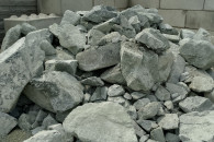 Głazy serpentynitowe