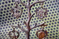 Drzewko z wizerunkami świętych