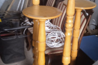 piekne drewniane duze stojaki na kwiaty okazja