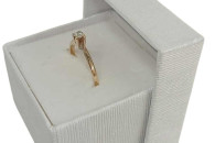 ZŁOTY PIERŚCIONEK 1,61G 585P