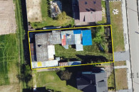 Działka z budynkami produkcyjno-usługowymi