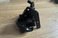 Zacisk hamulcowy tylny z ręcznym