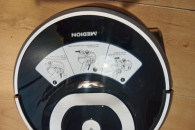 Robot sprzątająco- mopujący Medion