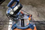 Pilarka ukosowa 210 mm 1700W DEXTER POWER