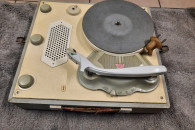 Stary zabytkowy gramofon Bambino PRL Vintage