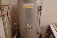 Sprzedam hydrofor 300 litrow